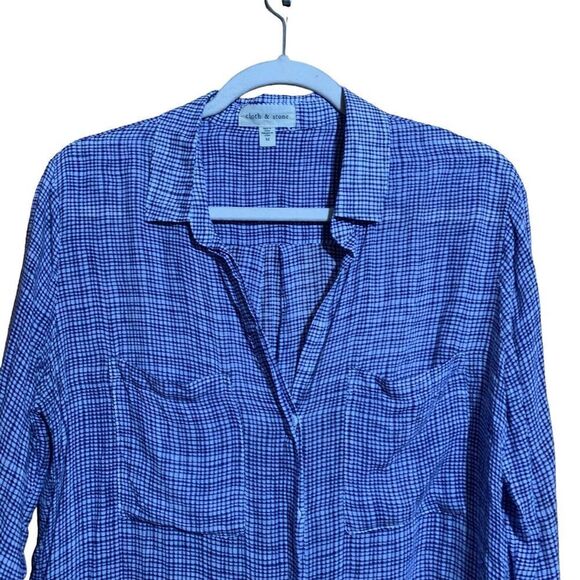 Cloth & Stone Size Medium Blue White Plaid Rayon Button Up Shirt Blouse Top - Picture 2 of 8